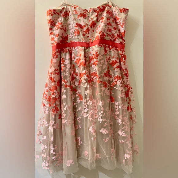 Eliza J Floral Dress 🌸🌸🌸🌸 - Picture 2 of 3